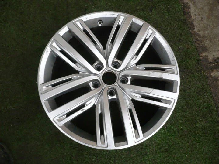 1x Alufelge 19 Zoll 7.0" 5x112 43ET 5NA601025N VW Tiguan Rim Wheel FEL6311087329hp