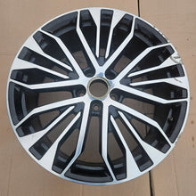 Laden Sie das Bild in den Galerie-Viewer, 1x Alufelge 20 Zoll 8.5" 5x112 45ET Glanz 4G0601025CR Audi A6 Rim Wheel FEL3943994638xr