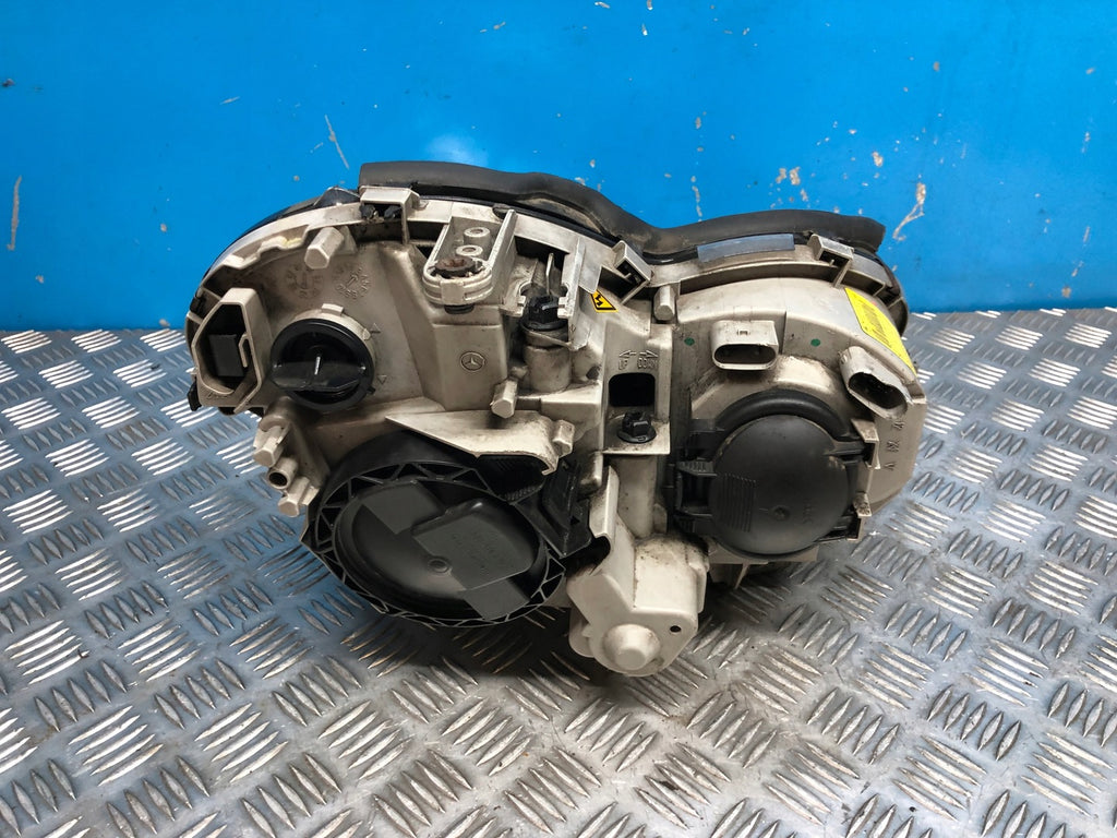 Frontscheinwerfer Mercedes-Benz W203 A2038203761 Xenon Links Headlight SCH1550563159nb
