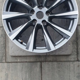 1x Alufelge 19 Zoll 7.0