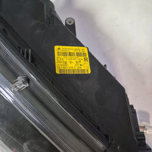 Load image into Gallery viewer, Frontscheinwerfer Skoda Yeti 5l 5L1941016C Xenon Ein Stück (Rechts oder Links) SCH3371269542kx