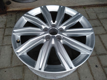 Load image into Gallery viewer, 1x Alufelge 19 Zoll 8.0&quot; 5x112 39ET Glanz Silber 4K0601025 Audi A6 C8 Rim Wheel