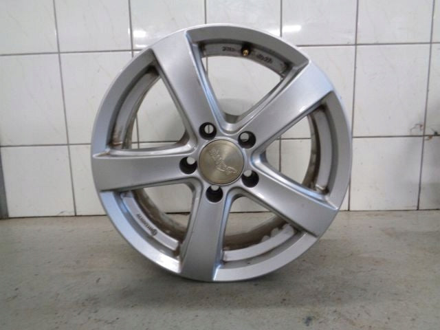 1x Alufelge 16 Zoll 6.5" 5x114.3 Glanz Silber WH24-65016 Mercedes-Benz W203 FEL7065402764re