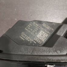 Load image into Gallery viewer, Frontscheinwerfer Audi A4 B9 8W0941035E LED Ein Stück (Rechts oder Links) SCH2310444755ad