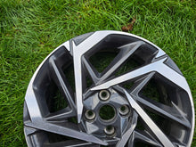 Laden Sie das Bild in den Galerie-Viewer, 1x Alufelge 17 Zoll 7.0" 4x100 54ET Glanz Graphit 52910-Q0300 Hyundai I20 Mg FEL6634391121bb