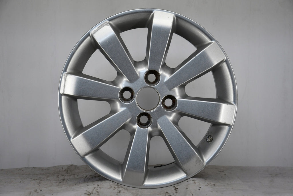 1x Alufelge 15 Zoll 5.5" 4x100 45ET Glanz Silber PZ406-B0674- Toyota Yaris