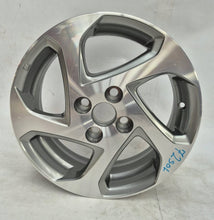 Load image into Gallery viewer, 1x Alufelge 15 Zoll 5.0" 4x100 426110DC60 Toyota Yaris Rim Wheel FEL6228297180ad