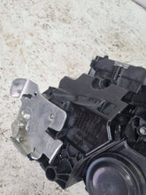 Laden Sie das Bild in den Galerie-Viewer, Frontscheinwerfer Skoda Superb 3P1941016 Rechts Scheinwerfer Headlight SCH5341458729qt