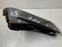 Laden Sie das Bild in den Galerie-Viewer, Frontscheinwerfer Skoda Superb III 3V1941016D LED Rechts Scheinwerfer Headlight
