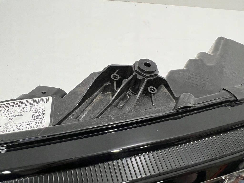 Frontscheinwerfer Skoda Fabia III 6V1941015 Links Scheinwerfer Headlight