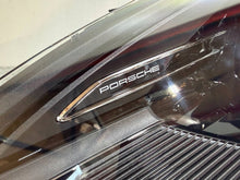 Laden Sie das Bild in den Galerie-Viewer, Frontscheinwerfer Porsche Macan 95b 95B941015G Links Scheinwerfer Headlight SCH8139141008vw