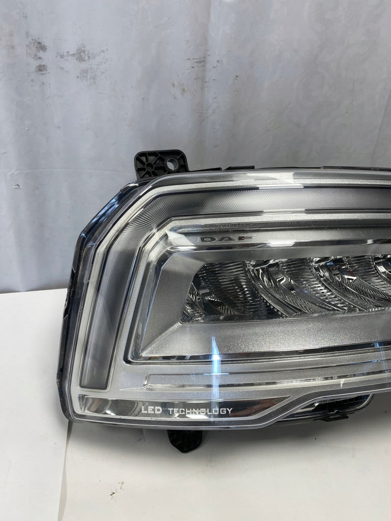 Frontscheinwerfer Daf 2188979 L353858 LED Rechts Scheinwerfer Headlight SCH4817022566fn