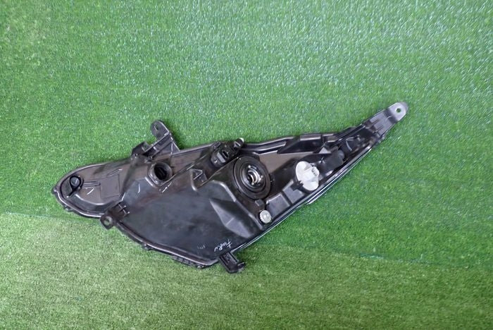 Frontscheinwerfer Toyota Aygo 99226-81017 Rechts Scheinwerfer Headlight SCH1596392479aa