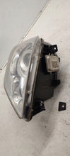 Laden Sie das Bild in den Galerie-Viewer, Frontscheinwerfer Mercedes-Benz Sprinter 906 9068200961 Xenon Links Headlight SCH6275864720ps