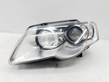 Load image into Gallery viewer, Frontscheinwerfer VW Passat 3C0941751G Xenon Links Scheinwerfer Headlight