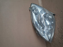 Load image into Gallery viewer, Frontscheinwerfer Toyota Corolla Verso Links Scheinwerfer Headlight SCH3051556022ww