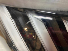 Laden Sie das Bild in den Galerie-Viewer, Frontscheinwerfer Peugeot 208 I 9850177480 Full LED Rechts Headlight SCH8161432074gm