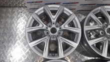 Laden Sie das Bild in den Galerie-Viewer, 4x Alufelge 17 Zoll 6.5" 5x112 39ET Glanz Silber 6856076 BMW F39 F48 Rim Wheel FEL6773912698zk