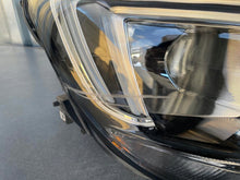 Load image into Gallery viewer, Frontscheinwerfer Opel Crossland X 39153431 462161423 Full LED Links Headlight SCH1473734796ht