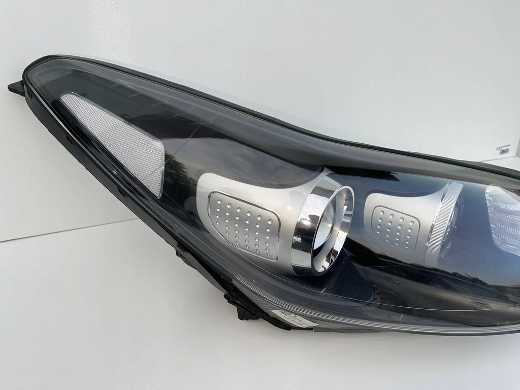 Frontscheinwerfer Kia Sportage Ql 21022018095 92102-F1110 Rechts Headlight