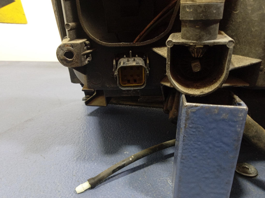 Frontscheinwerfer Land Rover Range II P38a XBC105960 Rechts Headlight SCH7942434199pf