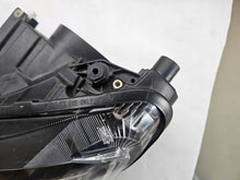 Load image into Gallery viewer, Frontscheinwerfer Skoda Superb III 3V1941015B Xenon Rechts oder Links