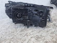 Laden Sie das Bild in den Galerie-Viewer, Frontscheinwerfer BMW 5 G31 G30 7439193-04 Links Scheinwerfer Headlight