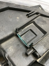 Laden Sie das Bild in den Galerie-Viewer, Frontscheinwerfer Seat C-Hr 576941773 81110-F4170-00 Full LED Rechts oder Links