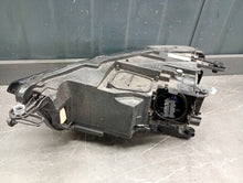 Load image into Gallery viewer, Frontscheinwerfer VW T-Roc 2GA941036AT Rechts Scheinwerfer Headlight SCH9144946195bn