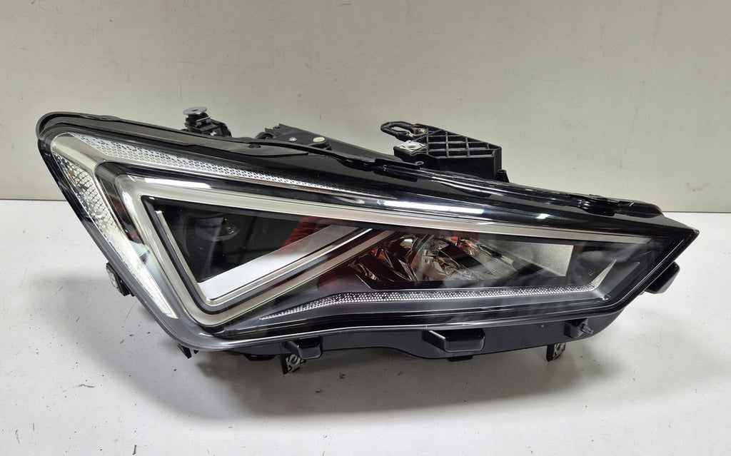 Frontscheinwerfer Seat Leon 5FB941008G Full LED Ein Stück (Rechts oder Links)