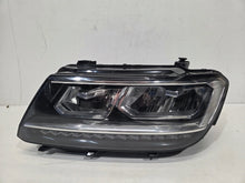Laden Sie das Bild in den Galerie-Viewer, Frontscheinwerfer VW Tiguan 5NB941035B Links Scheinwerfer Headlight SCH4108975222qt