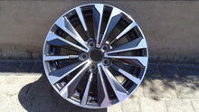 Laden Sie das Bild in den Galerie-Viewer, 1x Alufelge 17 Zoll 7.5" 5x114.3 40ET Matt Toyota Corolla Rim Wheel FEL6384416062ia