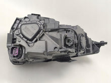 Laden Sie das Bild in den Galerie-Viewer, Frontscheinwerfer Audi A3 8Y0941012 20260312HCR1321 Rechts Headlight SCH5439619534vw