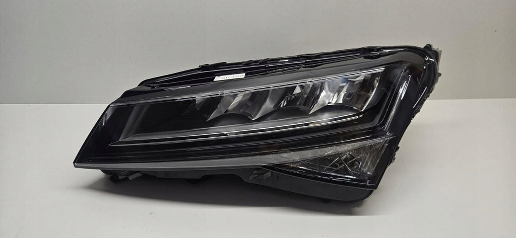 Frontscheinwerfer Skoda Superb III 3V1941015C LED Ein Stück (Rechts oder Links)