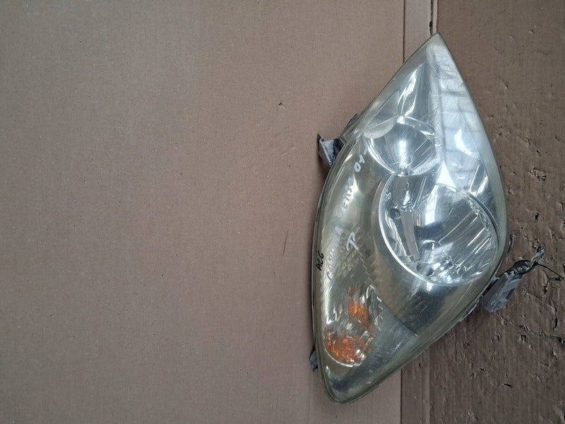 Frontscheinwerfer Toyota Corolla Verso Rechts Scheinwerfer Headlight SCH8126524057yr