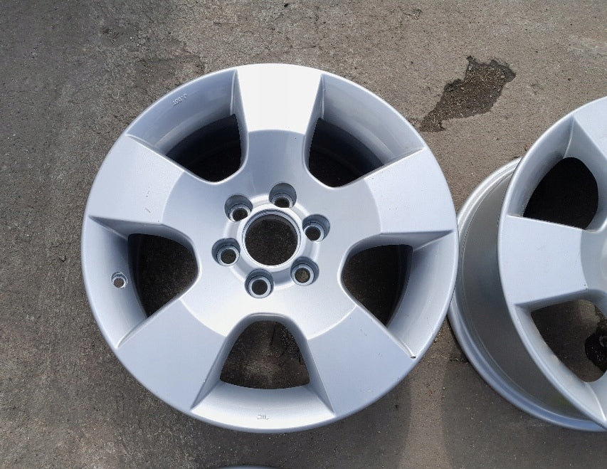 1x Alufelge 16 Zoll 7.0" 6x114.3 30ET Glanz Silber Nissan Navara Pathfinder I FEL7808335517lh