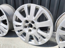 Load image into Gallery viewer, 4x Alufelge 16 Zoll 7.0&quot; 5x112 42ET Glanz Silber 4F0601025CF Audi A4 A3