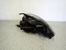 Laden Sie das Bild in den Galerie-Viewer, Frontscheinwerfer Mazda 2 Links Scheinwerfer Headlight SCH8975134064ye