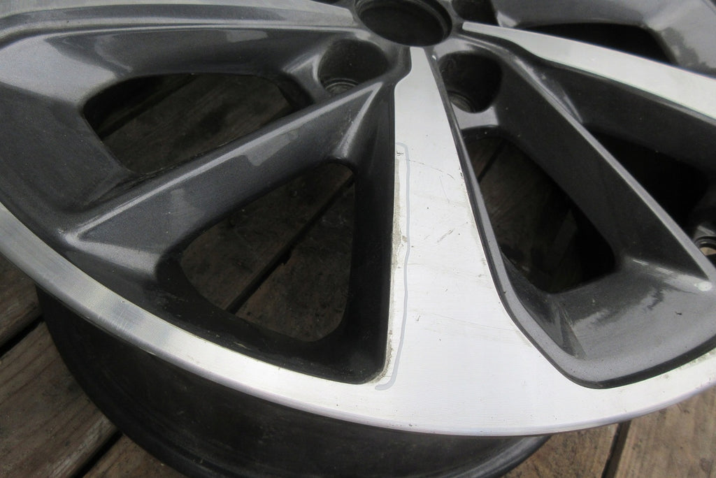 1x Alufelge 18 Zoll 7.5" 5x114.3 49 5ET Kia Rim Wheel