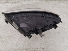 Laden Sie das Bild in den Galerie-Viewer, Frontscheinwerfer Volvo Xc70 31214347 Xenon Ein Stück (Rechts oder Links) SCH8077487140ar