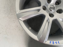Laden Sie das Bild in den Galerie-Viewer, 1x Alufelge 17 Zoll 8.0" 5x108 42ET Glanz Silber 31362838 Volvo S90 V90 FEL5837794900oc