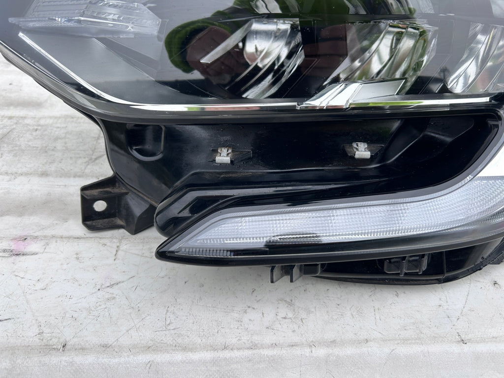 Frontscheinwerfer Renault Captur II 260608054R LED Links Scheinwerfer Headlight SCH9884574020io