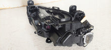 Laden Sie das Bild in den Galerie-Viewer, Frontscheinwerfer Audi Q2 81A941011 Full LED Links Scheinwerfer Headlight