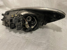 Load image into Gallery viewer, Frontscheinwerfer Volvo C70 31299753 Xenon Rechts Scheinwerfer Headlight SCH1377594175kv