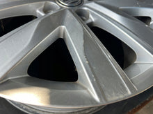 Load image into Gallery viewer, 1x Alufelge 17 Zoll 7.0" 5x112 38ET Glanz Silber 3G0601025 VW Rim Wheel FEL9087261723kb