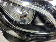 Laden Sie das Bild in den Galerie-Viewer, Frontscheinwerfer Mercedes-Benz W213 A2139063904 A2139064004 LED Ein Satz SCH1660750111xv
