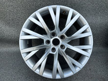 Load image into Gallery viewer, 1x Alufelge 18 Zoll 8.0" 5x112 3V0601025AN Skoda Superb Iii Rim Wheel FEL8986461718rk