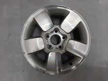 Laden Sie das Bild in den Galerie-Viewer, 1x Alufelge 17 Zoll 7.5" 5x114.3 Glanz Silber 5HB17 Jeep Grand Cherokee II Wj Wg FEL7990658553fs