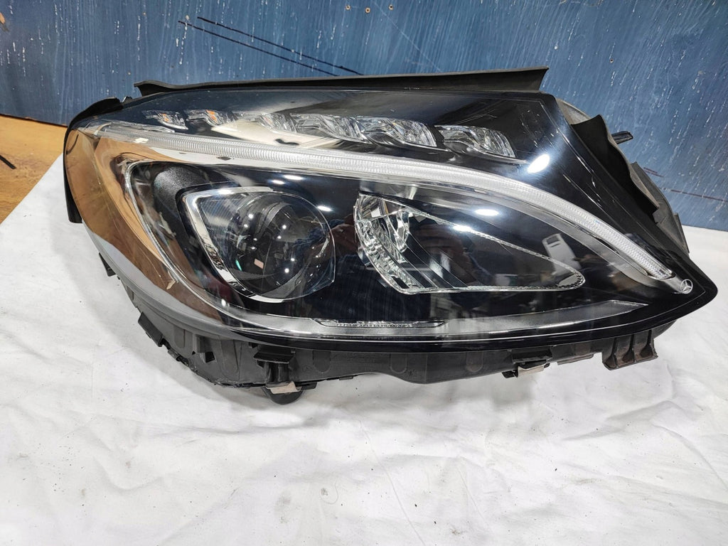 Frontscheinwerfer Mercedes-Benz W205 A2059062604 LED Rechts Headlight SCH8010020099oe