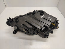 Laden Sie das Bild in den Galerie-Viewer, Frontscheinwerfer Seat Ateca 576941005A Ein Stück (Rechts oder Links) Headlight